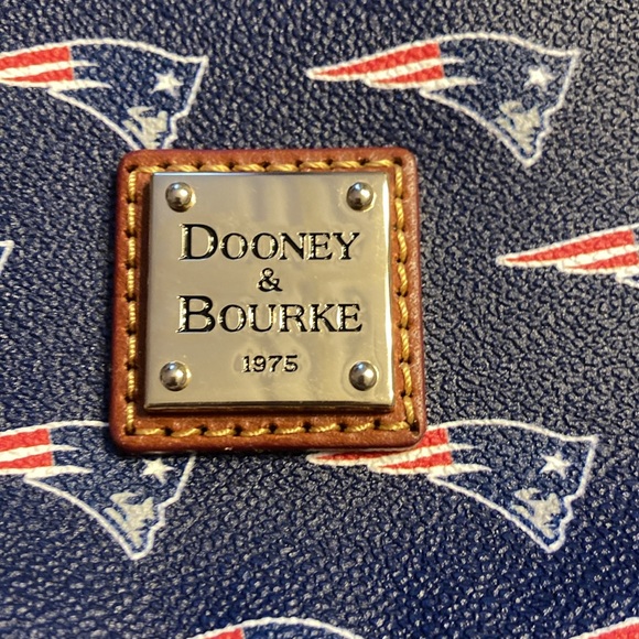 Dooney & Bourke Patriots Crossbody - Picture 2 of 4